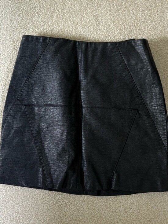 Dresses & Skirts - Black Skirt
